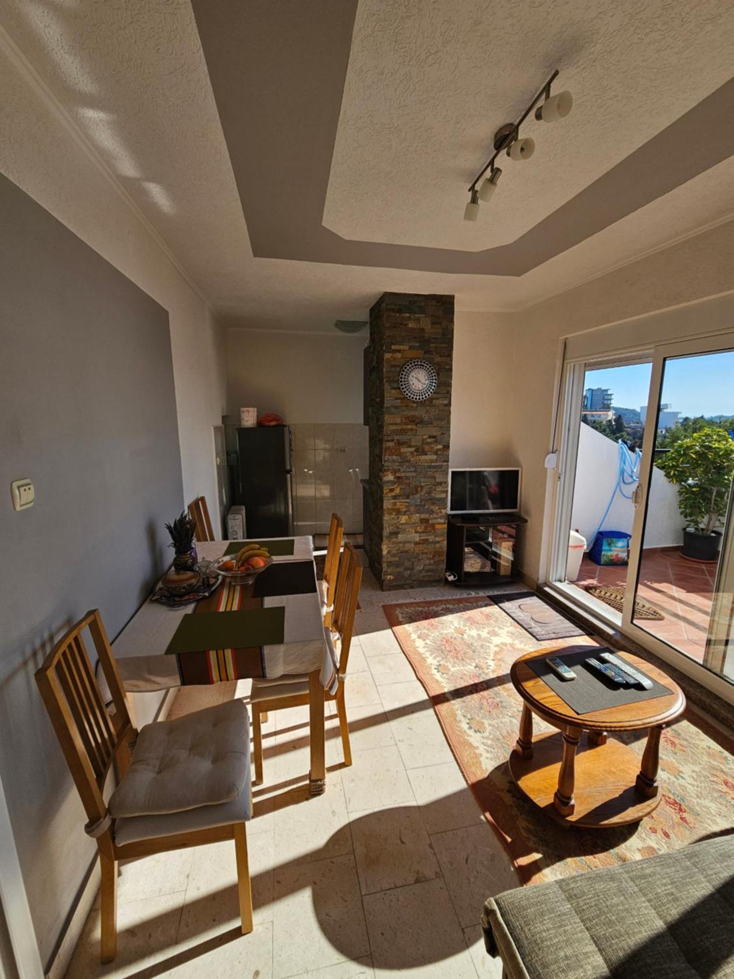 Apartment Ralf Ulcinj Bagian luar foto