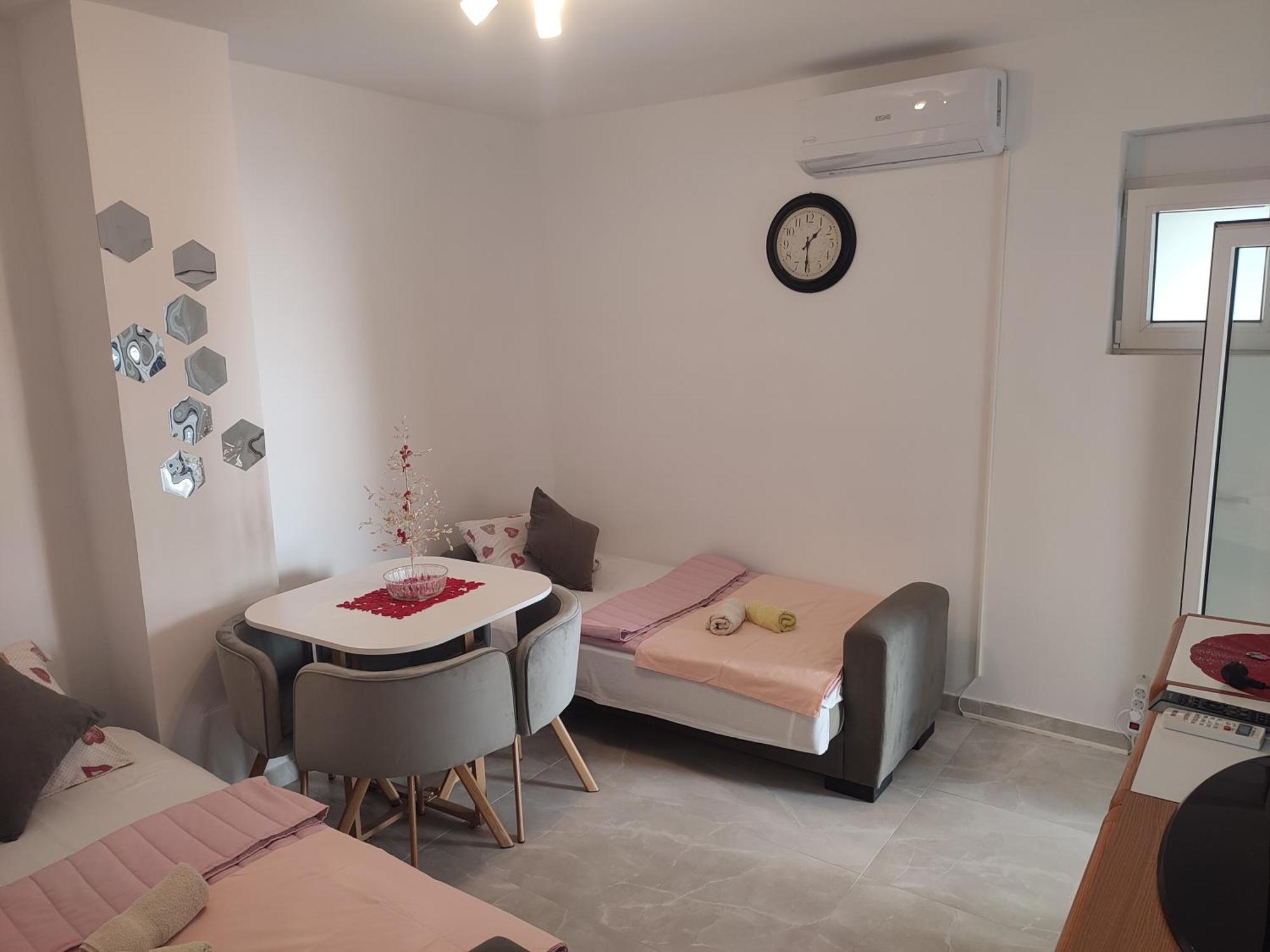 Apartment Ralf Ulcinj Bagian luar foto