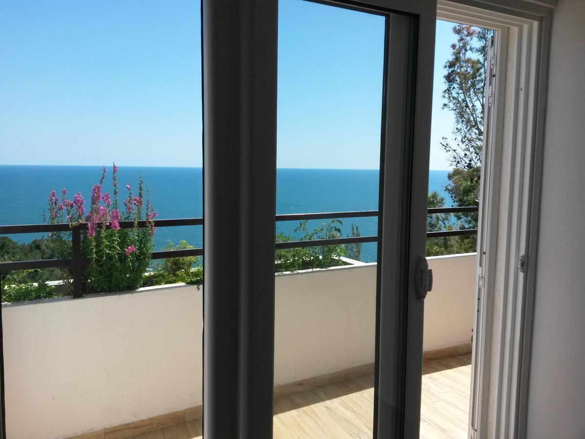 Apartment Ralf Ulcinj Bagian luar foto