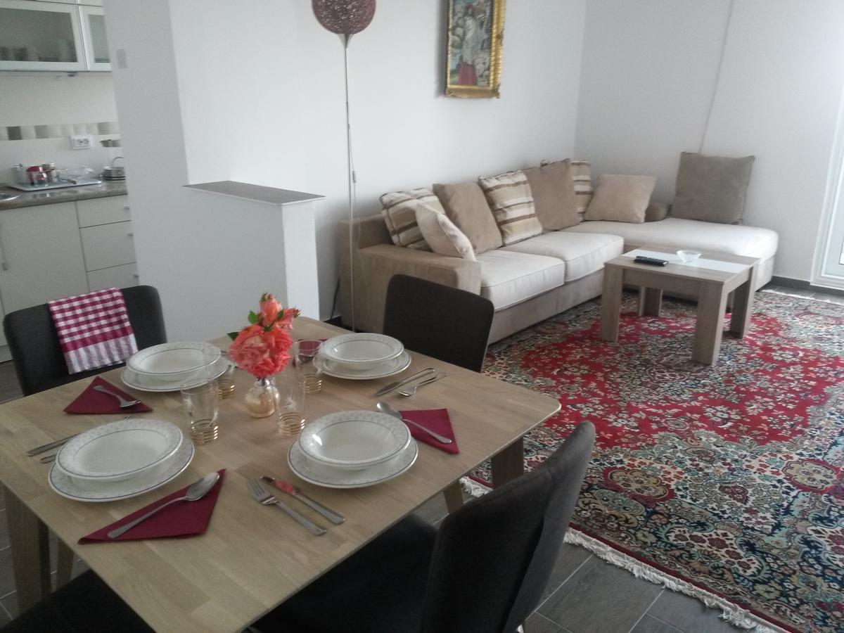 Apartment Ralf Ulcinj Bagian luar foto
