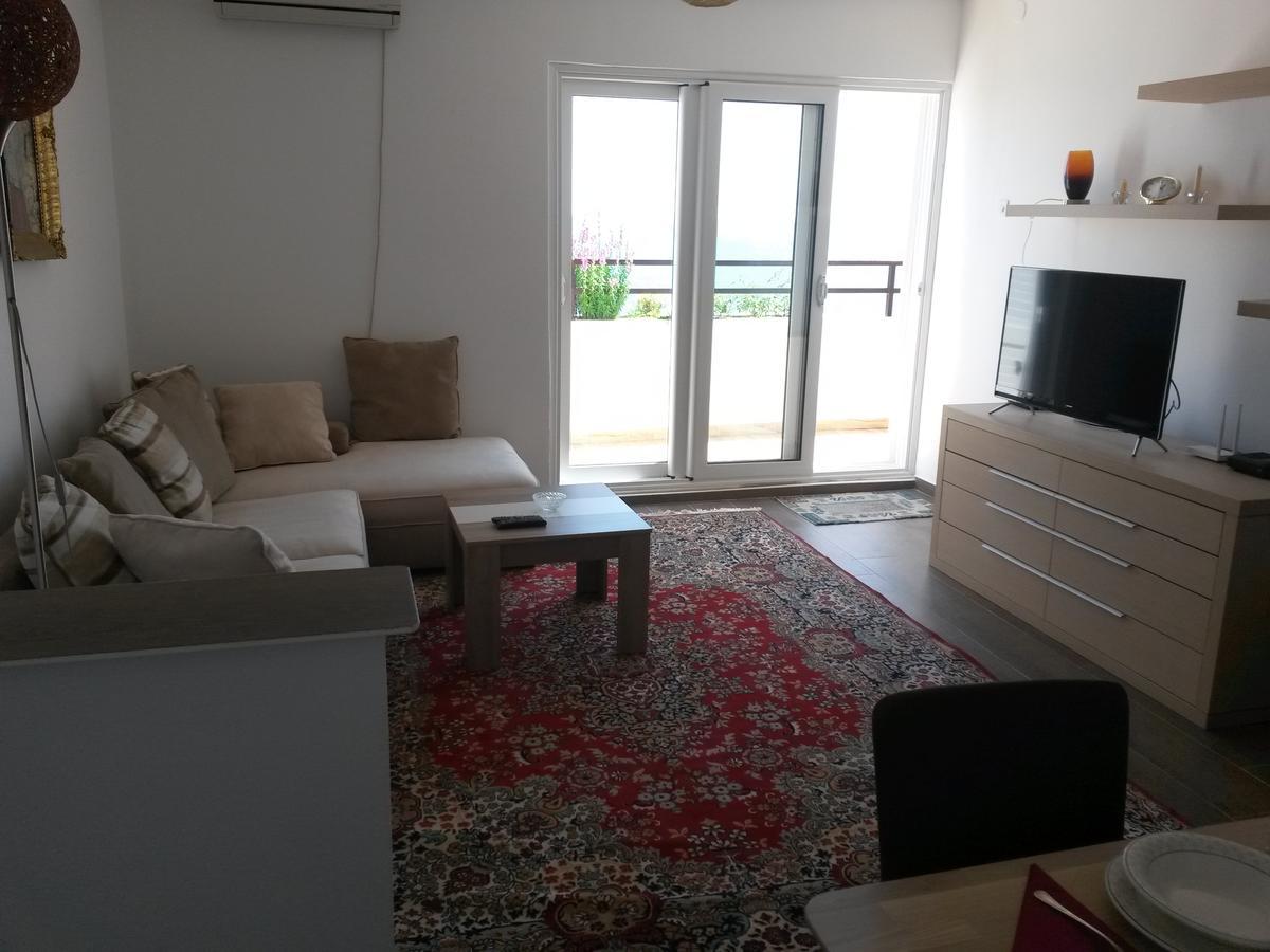 Apartment Ralf Ulcinj Bagian luar foto